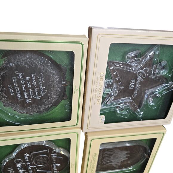 Vintage Hallmark 1980s Acrylic Christmas Ornaments Set - Picture 3 of 4